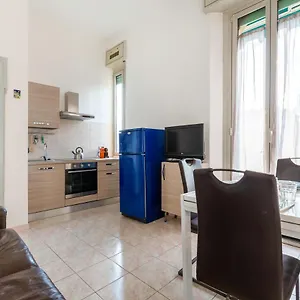 Appartamento Cosy Close To Iulm, Milano