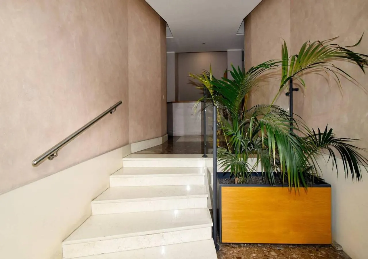 Metro Famagosta - Modern Suite Free Wifi & Parking Milan