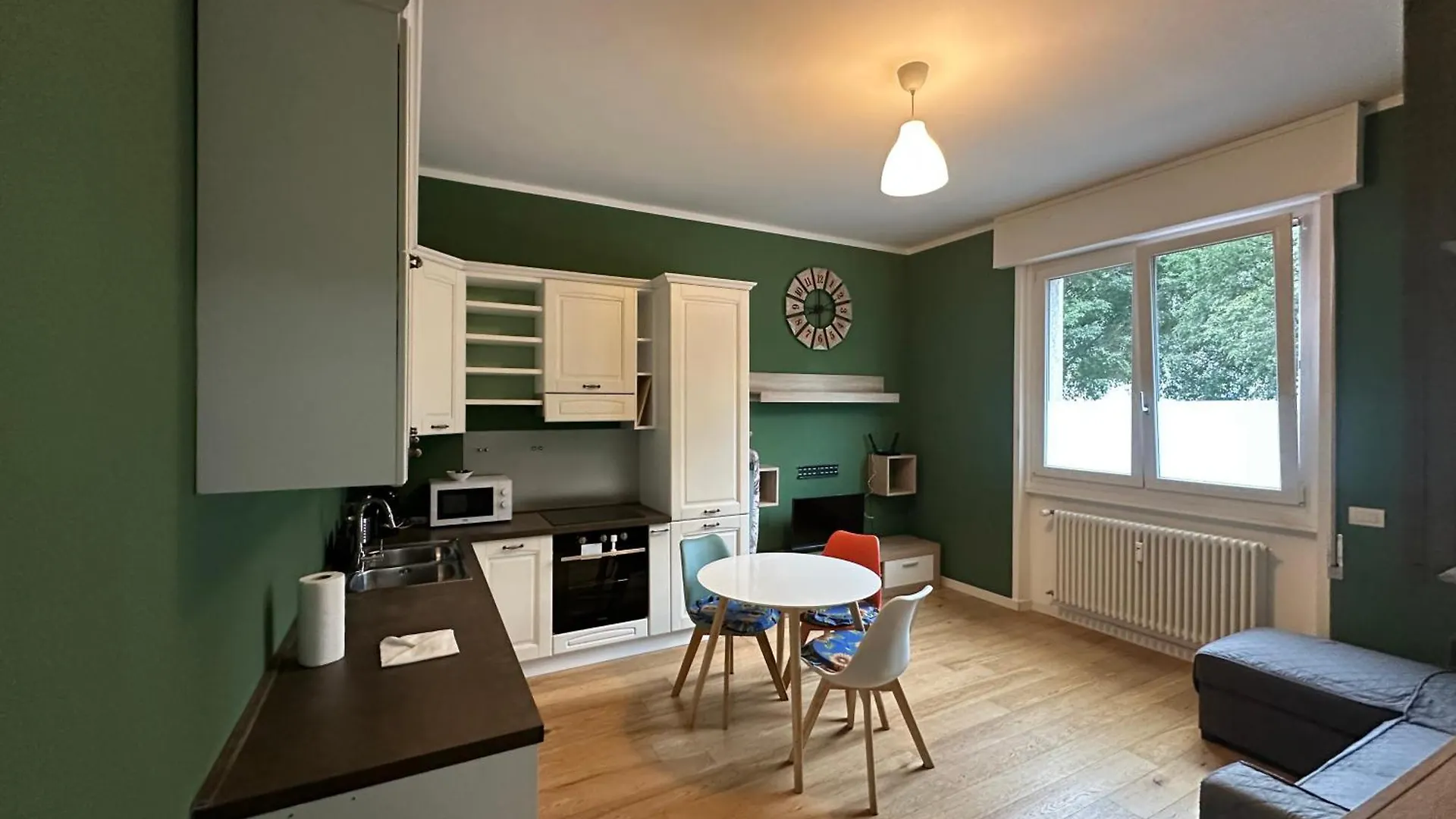 Metro Famagosta - Modern Suite Free Wifi & Parking Milano 0*,  Italien